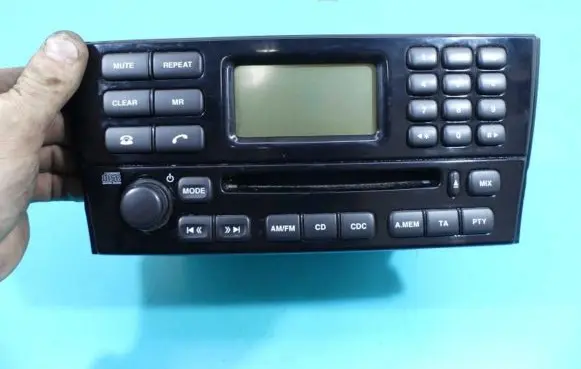 Radio/CD/DVD/GPS head unit