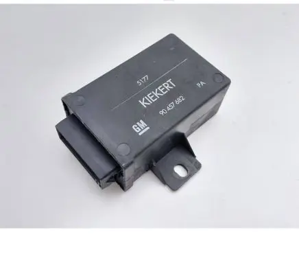 Opel Corsa B Door central lock control unit/module 90457682