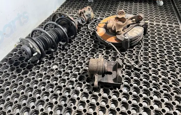 Hyundai i40 Front wheel hub spindle knuckle