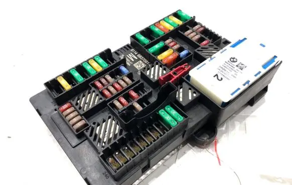 BMW 5 G30 G31 Fuse box set 6837091