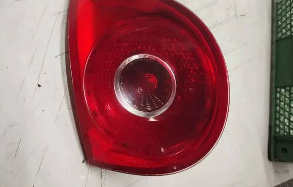 Volkswagen Golf V Tailgate rear/tail lights 285001