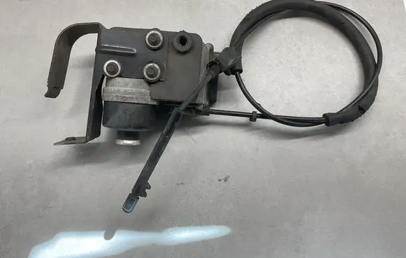 Ford Explorer Cruise control unit/module AD6J091J
