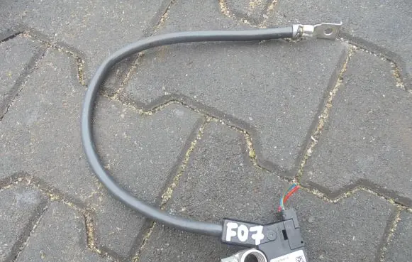 BMW 5 GT F07 Negative earth cable (battery) 9234437