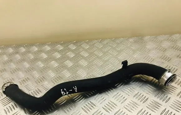 Mercedes-Benz E W211 Engine coolant pipe/hose A2115015382