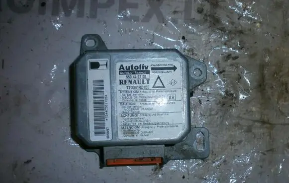 Renault Laguna I Airbag control unit/module 550449200 7700414215
