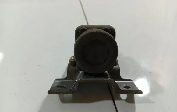 Rover 620 Fuel cut-off switch 35910504g010