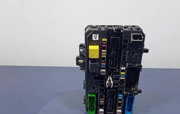Fuse box set