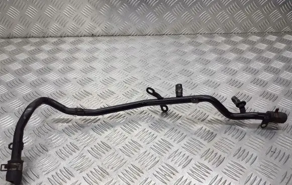 Subaru Forester SH Engine coolant pipe/hose