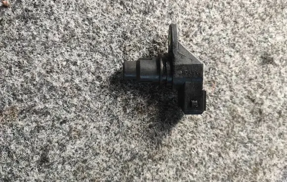 Renault Scenic I Camshaft position sensor 8200038472