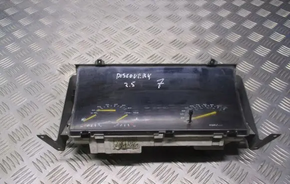 Land Rover Discovery Speedometer (instrument cluster) LR0003009