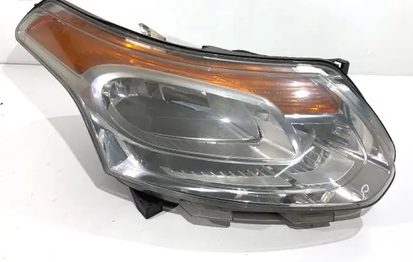 Citroen C3 Picasso Headlight/headlamp 9681806180