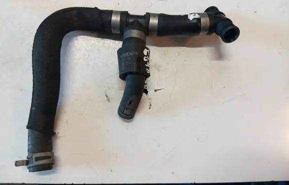 Volvo V60 Engine coolant pipe/hose 31474983