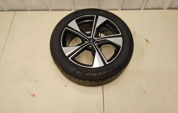 Polestar 4 R20 alloy rim 80012653