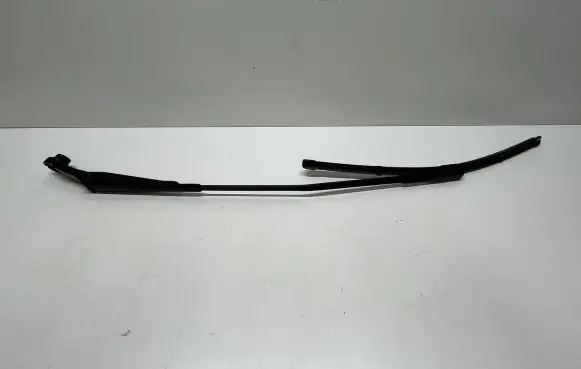 Audi Q8 Front wiper blade arm 4M8955408