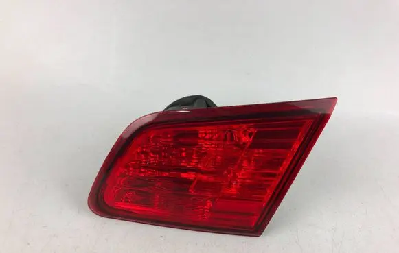 Subaru Legacy Tailgate rear/tail lights 