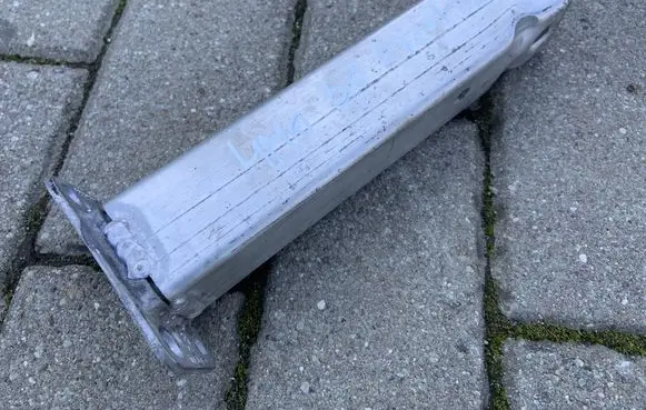 Audi Q7 4M Radiator support slam panel bracket 4M0802037A