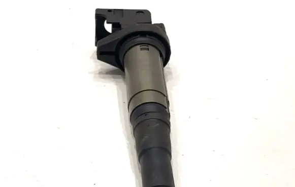 Peugeot 508 High voltage ignition coil 19005293