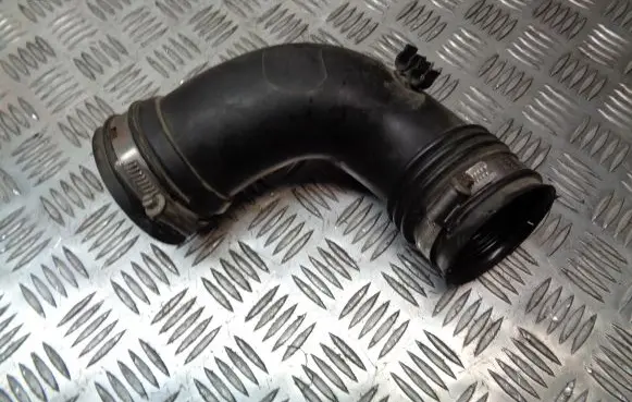 Renault Megane II Air intake hose/pipe 8200201614