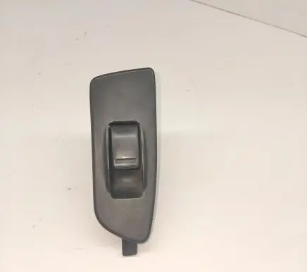 Subaru Impreza II Electric window control switch 94666FE050