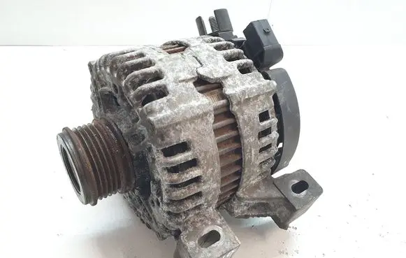 Volvo S40 Generator/alternator 0121615014 30773111
