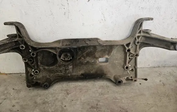 Volkswagen PASSAT B6 Front subframe 3C0199369