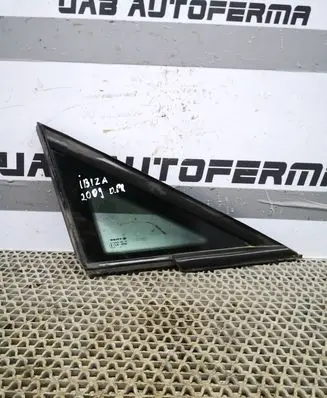 Seat Ibiza IV (6J,6P) Front triangle window/glass 6J0845412B 43R001564 DOT459M532AS2