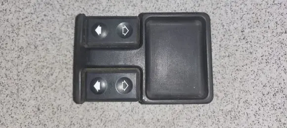 BMW 5 E34 Electric window control switch 1374491