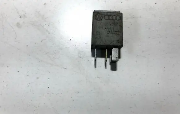 Volkswagen Golf V Other relay 1k0951253