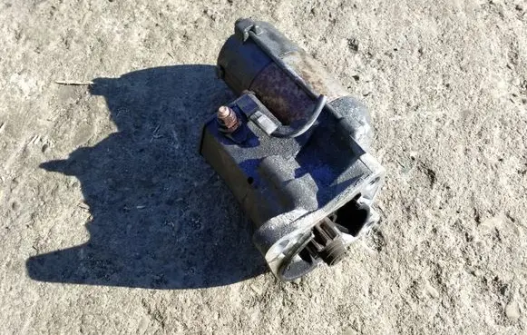 Mazda 323 Starter motor