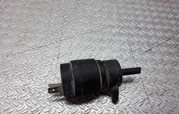 Volkswagen Transporter - Caravelle T4 Windscreen/windshield washer pump