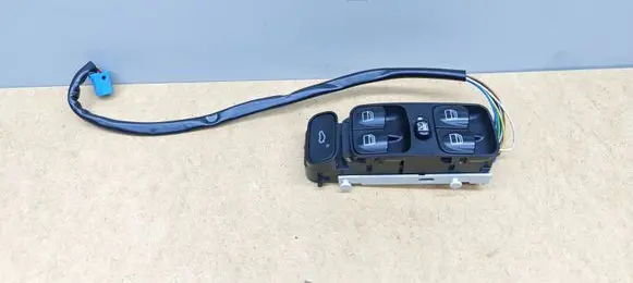 Mercedes-Benz CLK A209 C209 Electric window control switch A2098203410