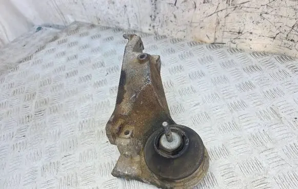 Audi Cabriolet B3 8G Engine mount bracket 8A0199351A