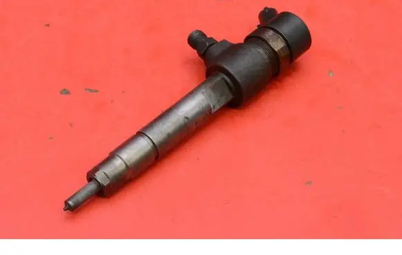 Opel Astra H Fuel injector 0445110165