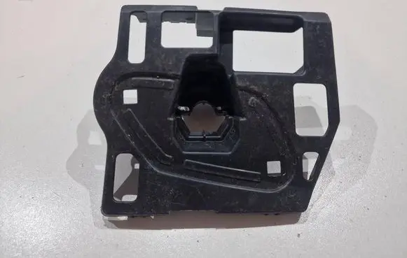 Skoda Fabia Mk3 (NJ) Front bumper mounting bracket 6V0807056B