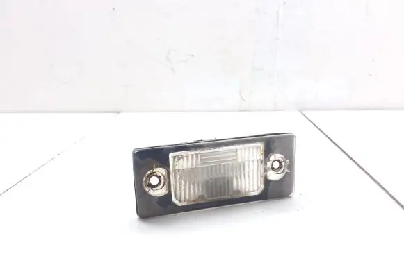 Volkswagen Touareg I Number plate light 1J5943021