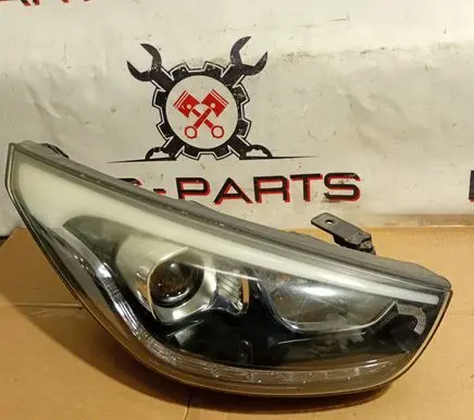 Hyundai ix35 Headlight/headlamp 92102-2SXXX