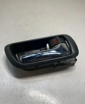 Toyota Corolla Verso AR10 Front door interior handle 692050F010