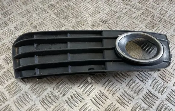 Audi A4 S4 B8 8K Front bumper lower grill 8KD807682