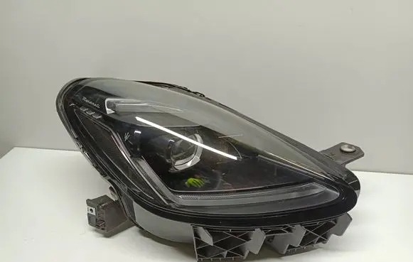 Maserati Grecale Headlight/headlamp 06703034750