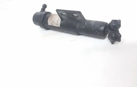 Headlight washer spray nozzle