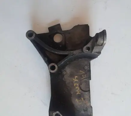 Renault Scenic II - Grand scenic II Engine mounting bracket 8200101196