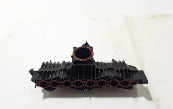 Volvo V60 Intake manifold 31441970