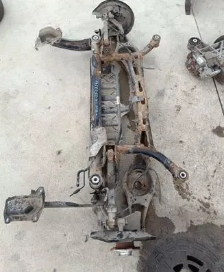 Volkswagen PASSAT B7 Rear axle beam 