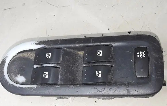 Renault Scenic II - Grand scenic II Electric window control switch 156018070