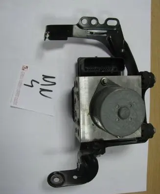 Mini Cooper Countryman R60 ABS Pump 6790485