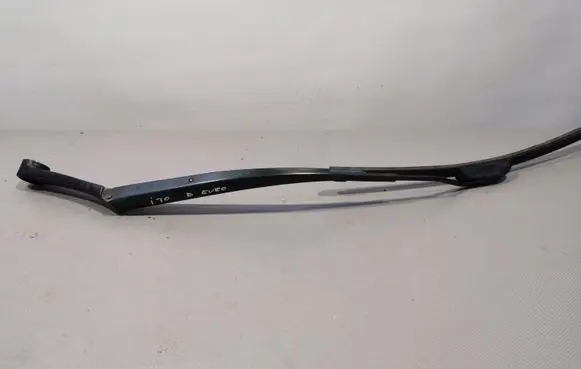 Hyundai i30 Windshield/front glass wiper blade 