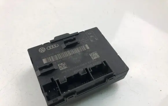 Audi A1 Other control units/modules 8X0959795D