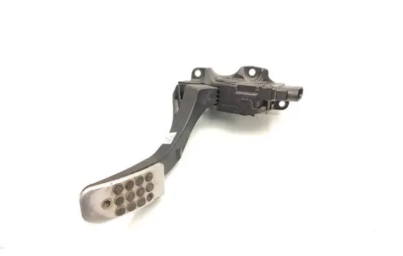 Ford Mondeo MK IV Accelerator throttle pedal 6G92-9F836-SC