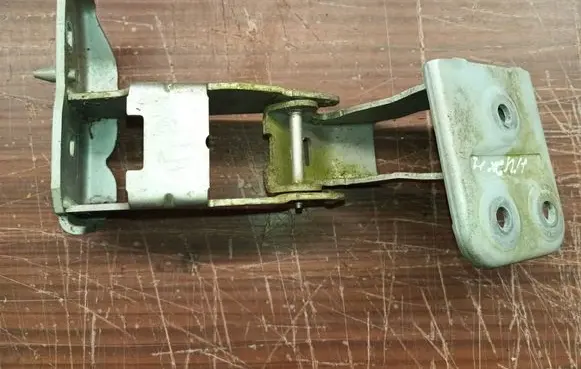 Citroen Jumpy Rear door lower hinge