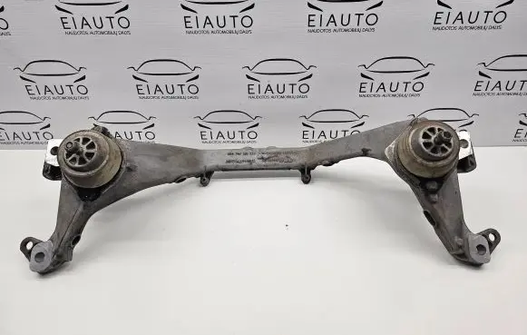 Audi Q7 4L Front subframe 7L8199207 7L6199131A